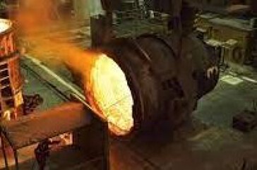 Giá thép hôm nay 24/6: Ngược chiều quặng sắt