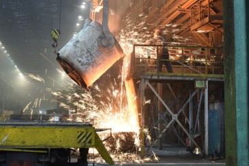 Giá thép hôm nay 3/7: Tăng 1%, ngược chiều quặng sắt