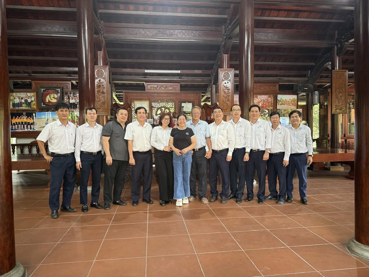 Thép Miền Nam /V/ chủ động kết nối, đồng hành cùng các Nhà phân phối Bình Chánh, hướng tới tăng trưởng ổn định và lâu dài.