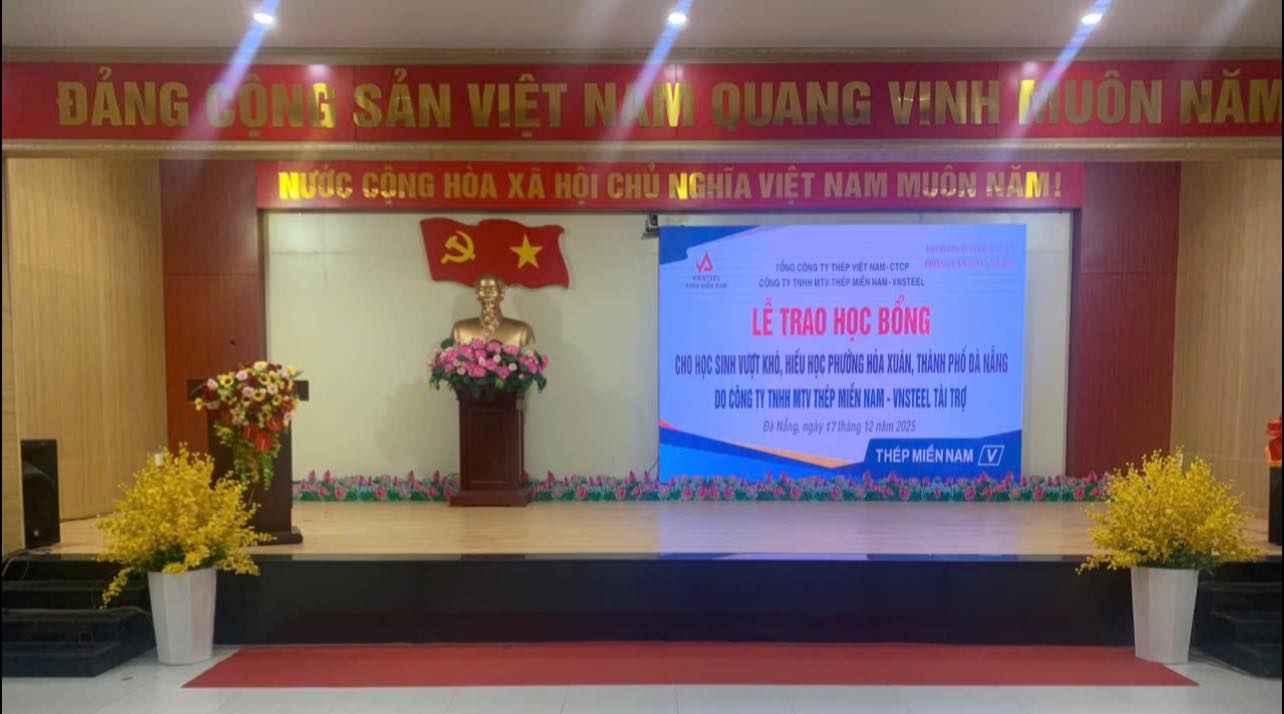 Thép Miền Nam – VNSTEEL trao 50 học bổng tại phường Hòa Xuân, Đà Nẵng
