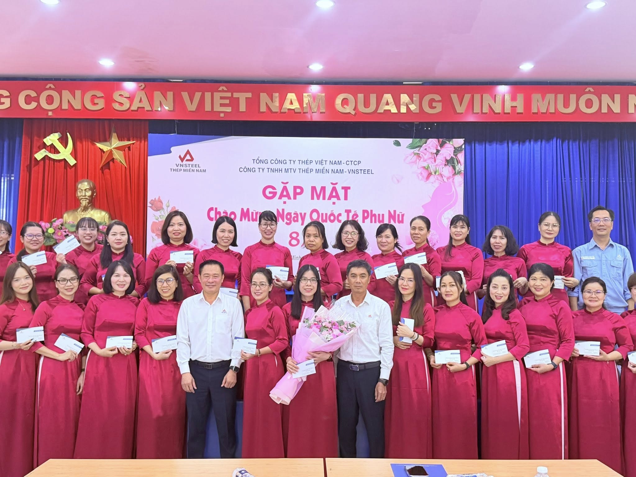 Chào mừng ngày Quốc tế Phụ nữ 8/3